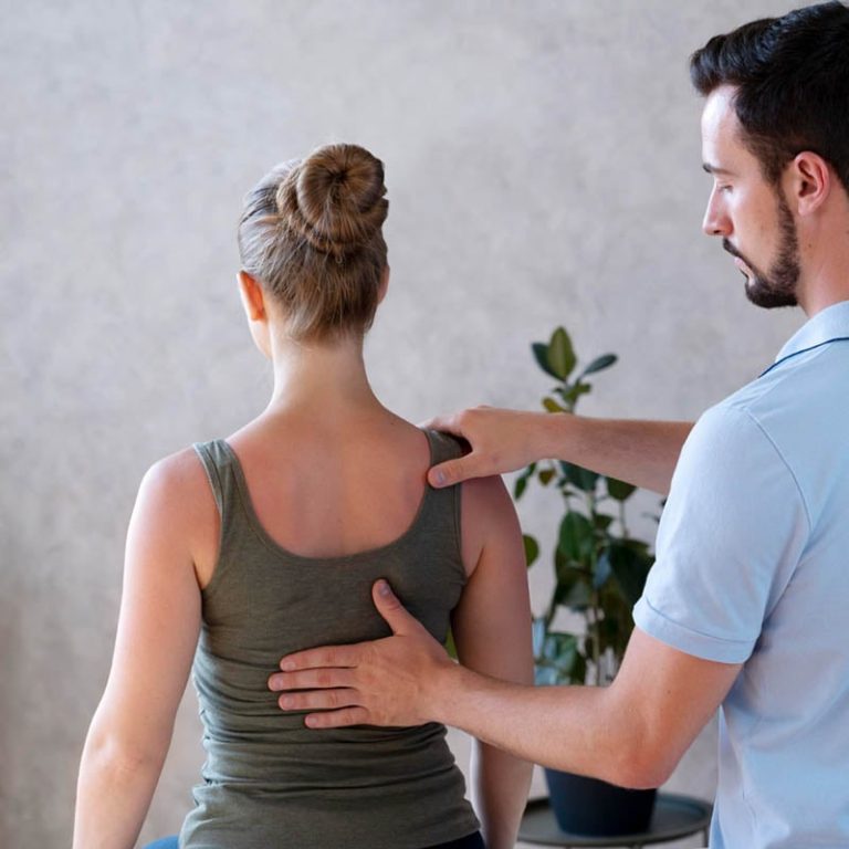 How to Relieve Upper Back Pain with Physical Therapy 3